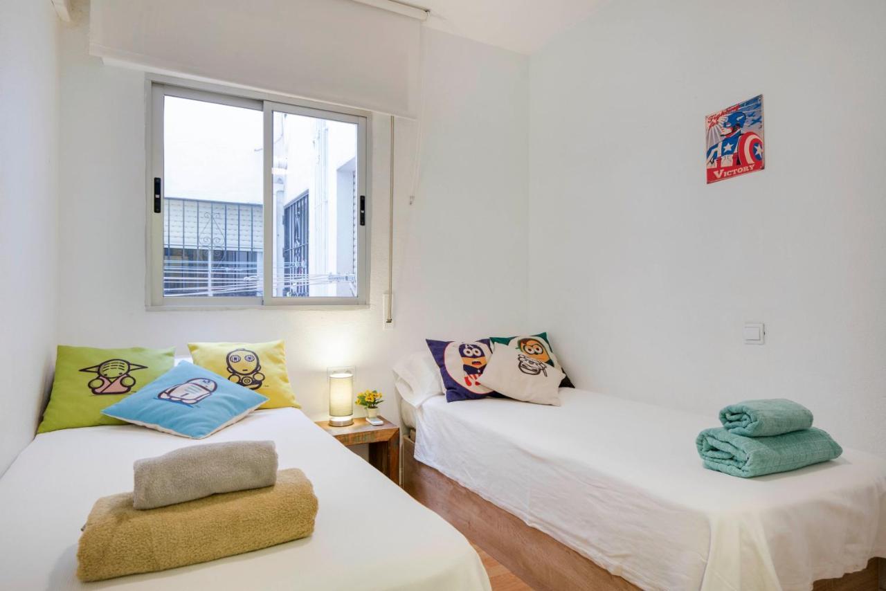 Urbanchicmalaga 3 Bedroom Spacious Quiet Historic Malaga Apt Esterno foto